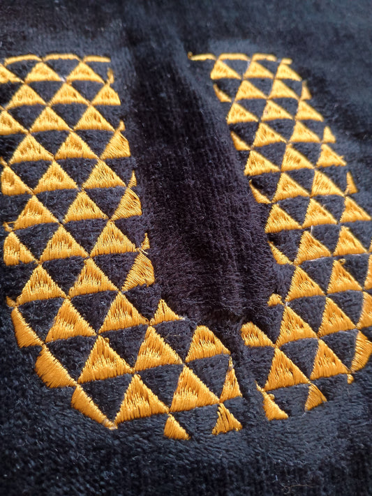 U (Uroko) Black Sports Towel